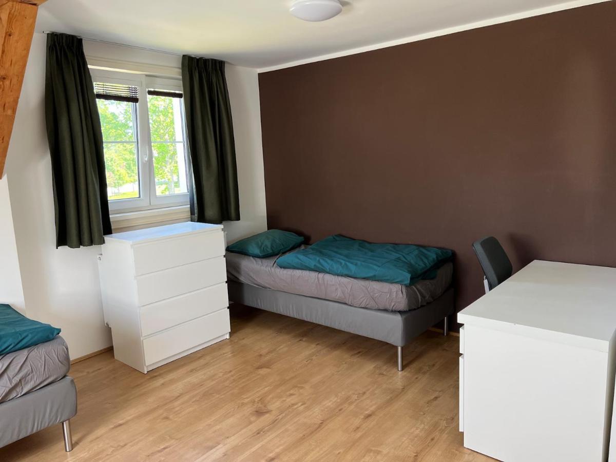 Jelen Apartment *
